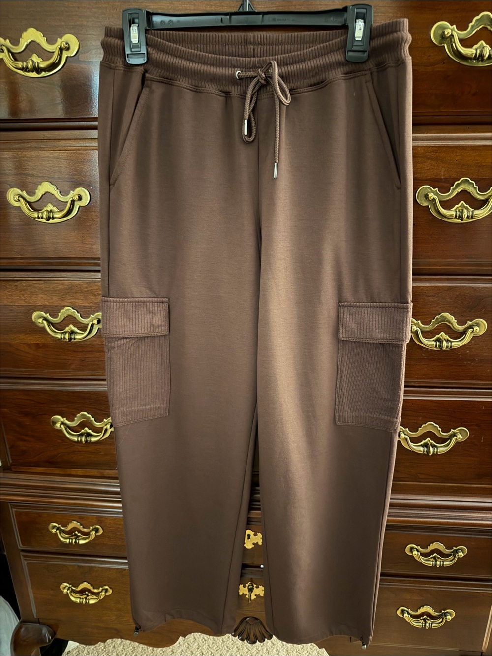 Women's Cargo Sweatpants in Brown – Casual Drawstring Pants
